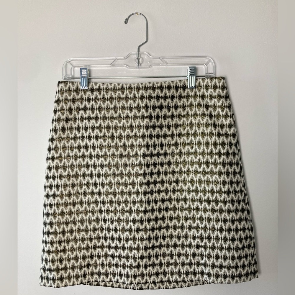 💜 Women’s LOFT Outlet Gold, Cream, and Black Metallic Skirt Size 8